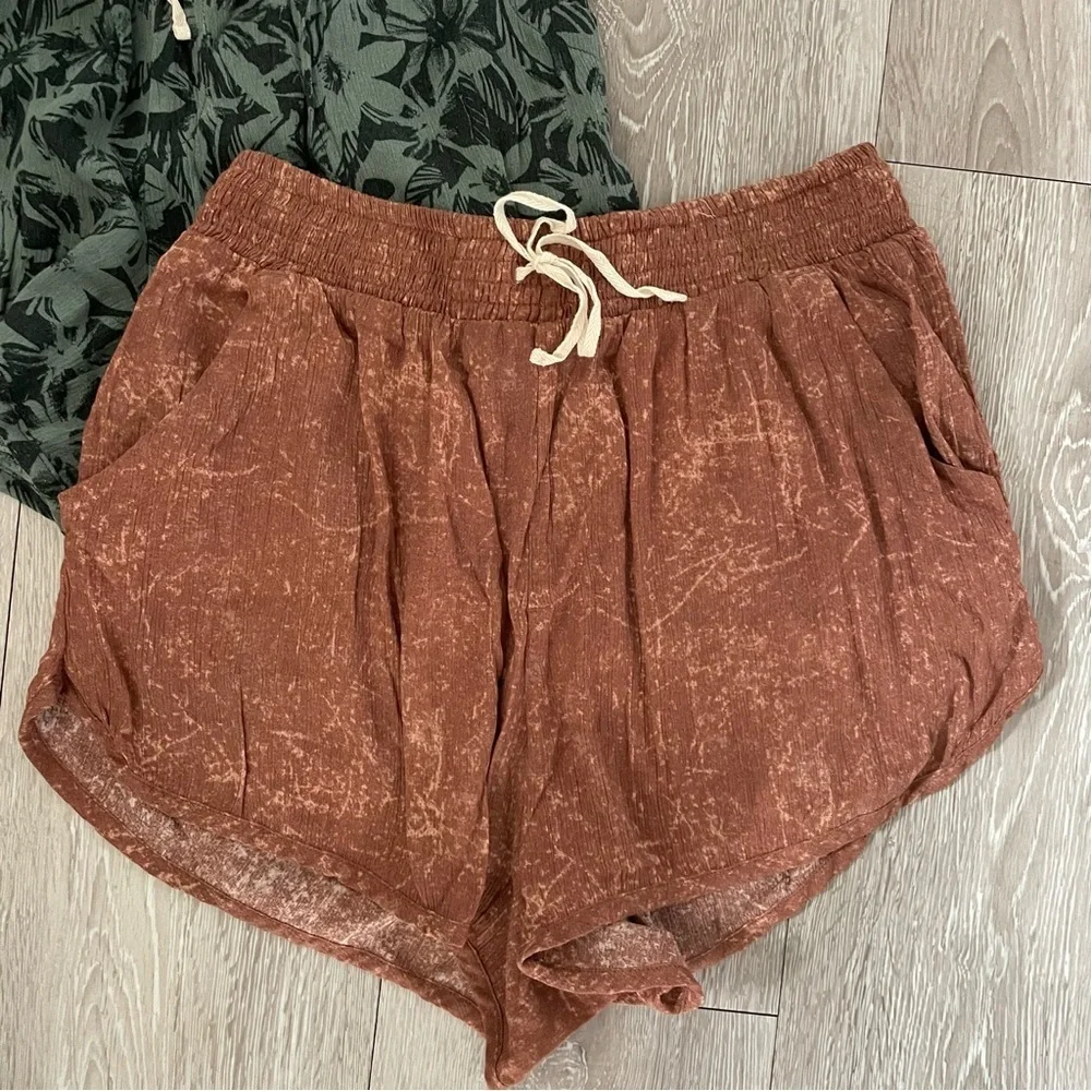 Bundle of 2 Nobo Elastic Waist Shorts Size Small EUC Boho Set 2 pack - Picture 4 of 6